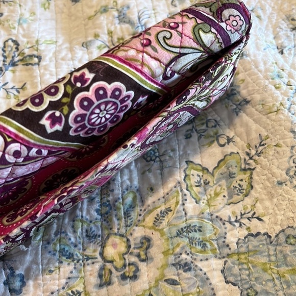 Last chance clearance!!Pink Vera Bradley wallet clutch. - Picture 3 of 5